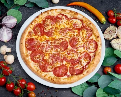 Pizza Dopplo Pepperoni z podwójnym serem i pepperoni – Vero Pizza Grochów